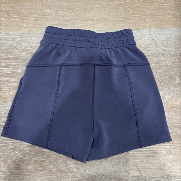NWT Lululemon Softstreme High Rise Short 4” - Picture 8 of 11